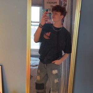 Meet your Posher, Evan